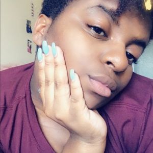 Meet your Posher, Haânya